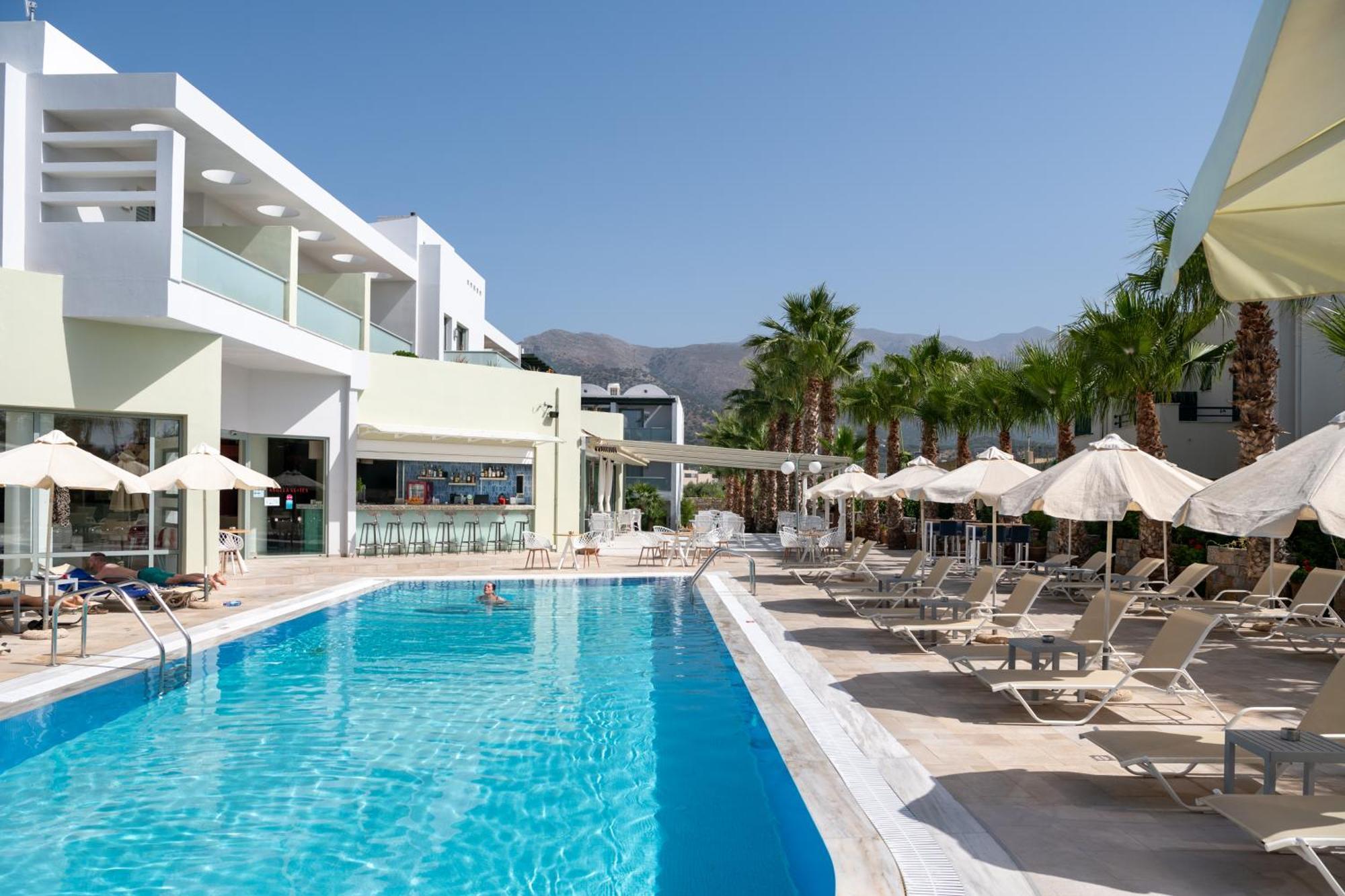 Angela Suites Boutique Hotel Sissi  Exterior photo